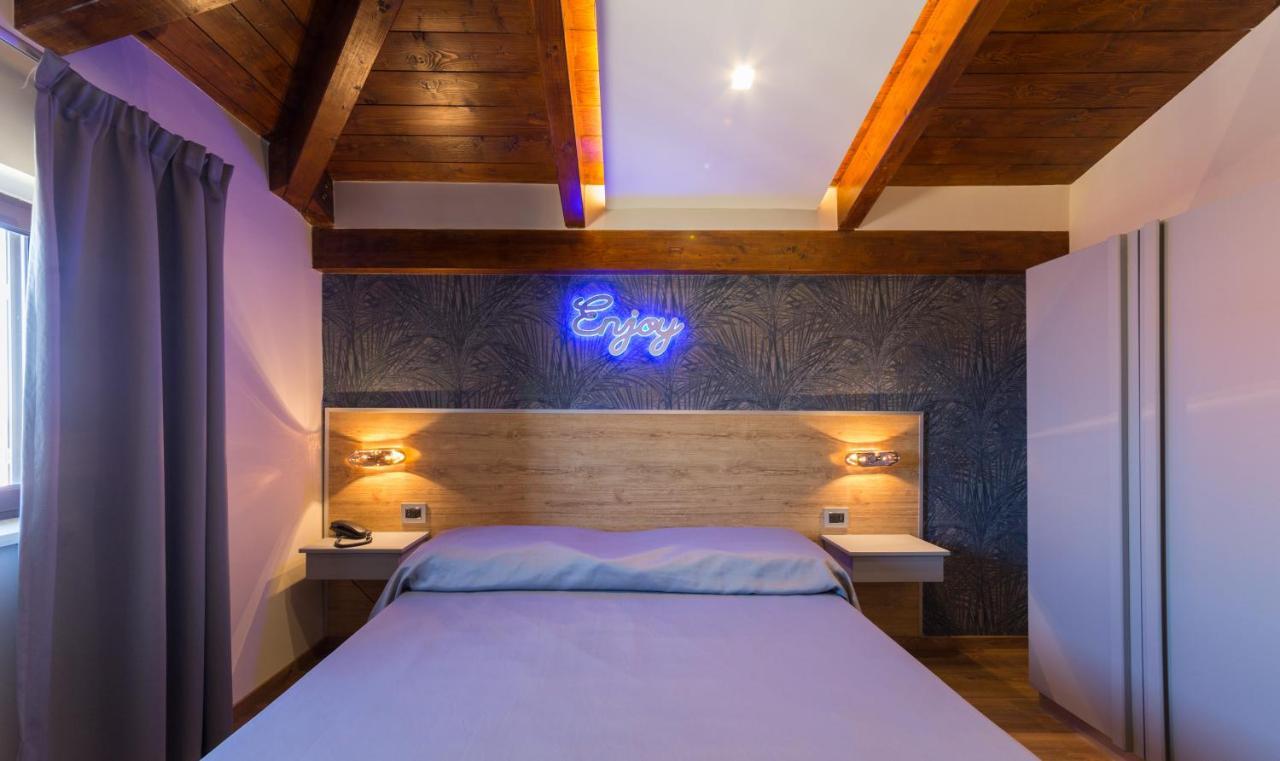 Hotel Vogue Licola Kültér fotó
